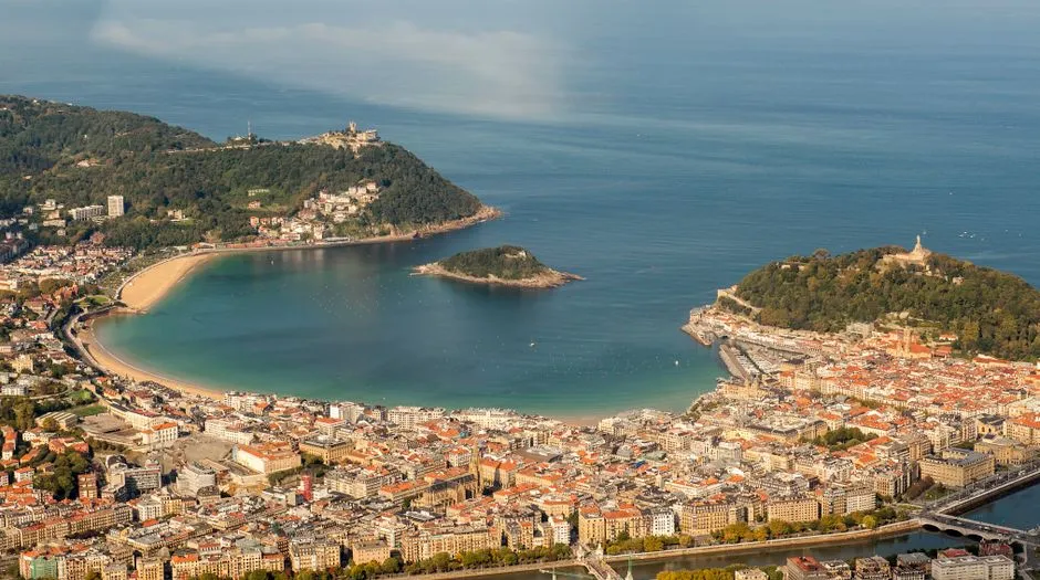 La Concha bay from the air, San Sebastián