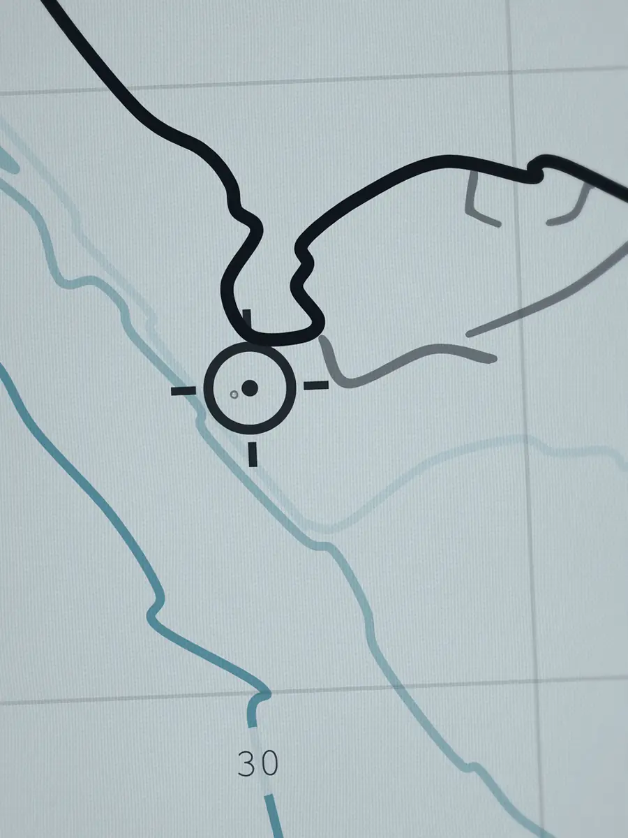 Close-up of the Mavericks peak and the depth contours around it